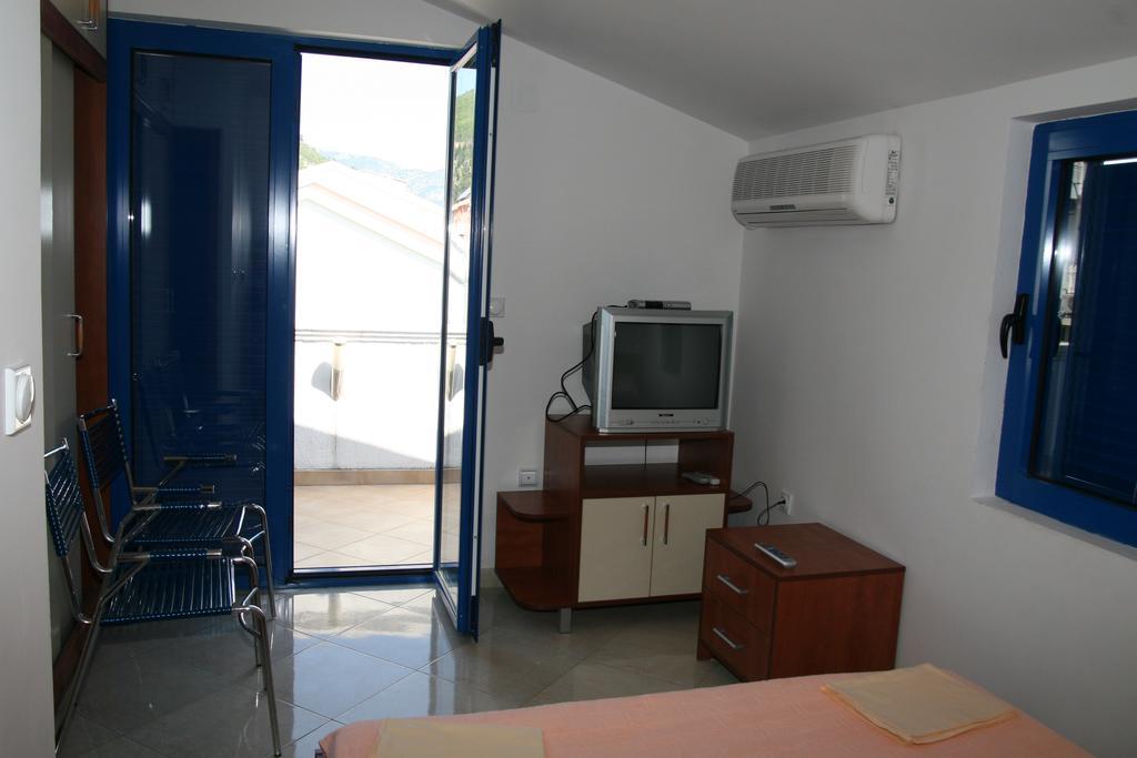 Apartmani Mainski Put 39 Будва Екстер'єр фото